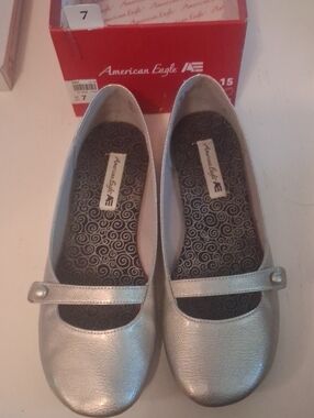 American Eagle Outfitters Metallic Silver Mary Jane Flats